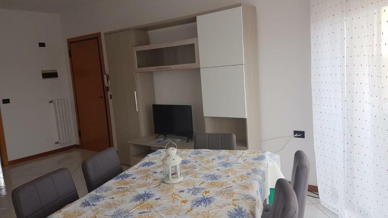 Apartment Domus Maris Viserba, Spiagge E Centro A 100 Mt, Promo Fiera Macfrut, Fieravicola, Expo Dental, Meeting Rimini